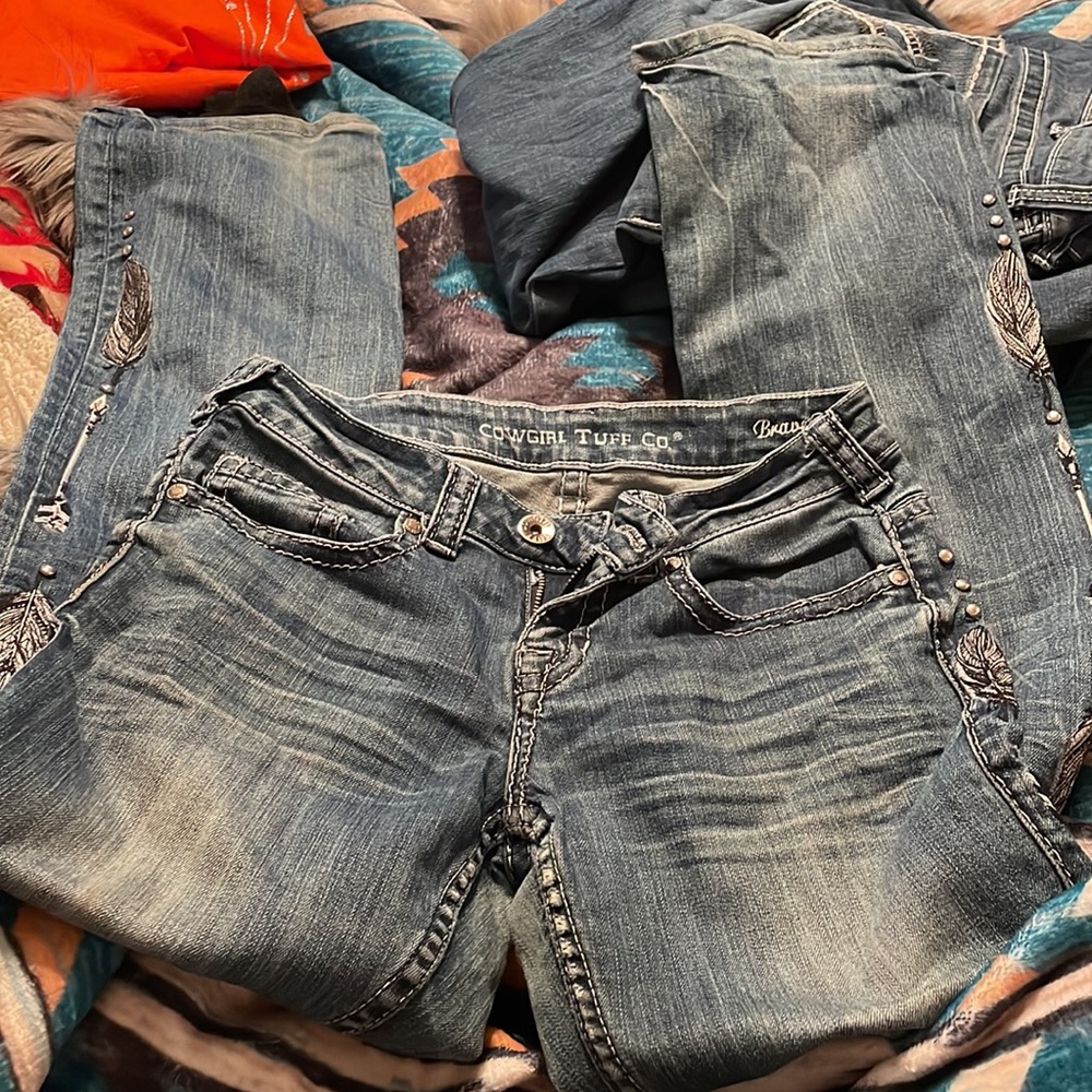 Jeans - Picture 2 of 3